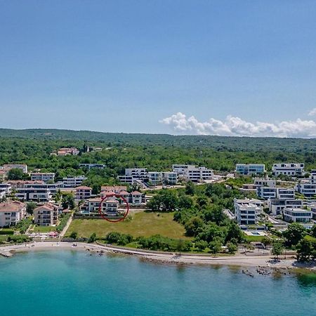 Villa Marconica Malinska Buitenkant foto